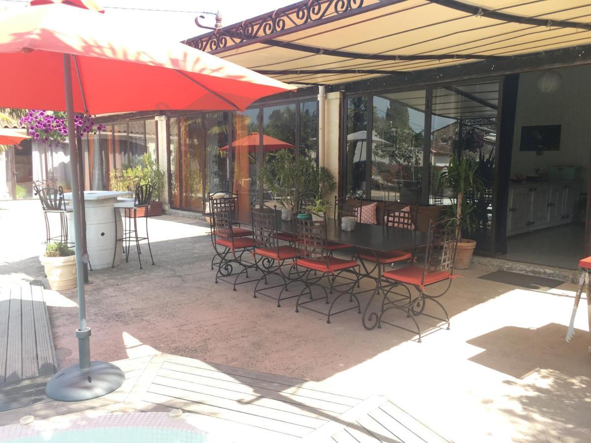 Mas De La Butte Blanche Bed & Breakfast Orgon Bagian luar foto
