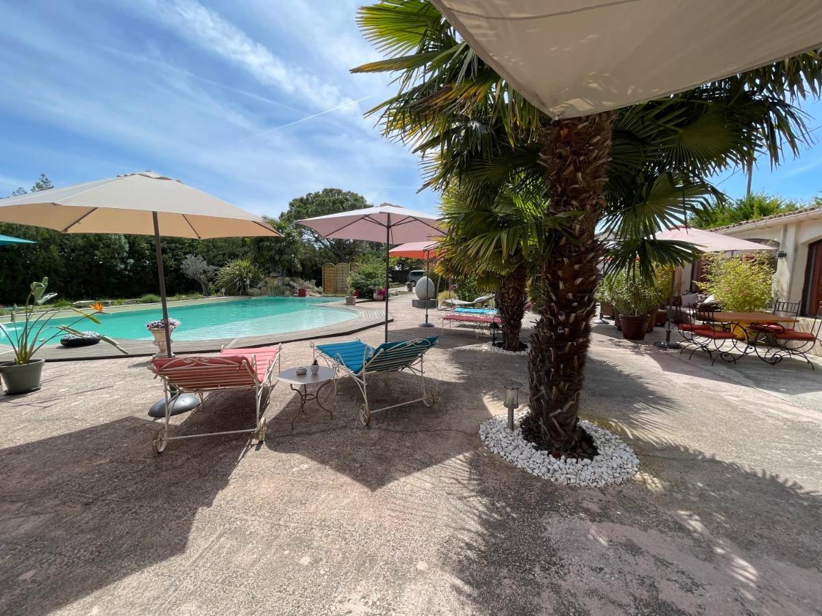 Mas De La Butte Blanche Bed & Breakfast Orgon Bagian luar foto