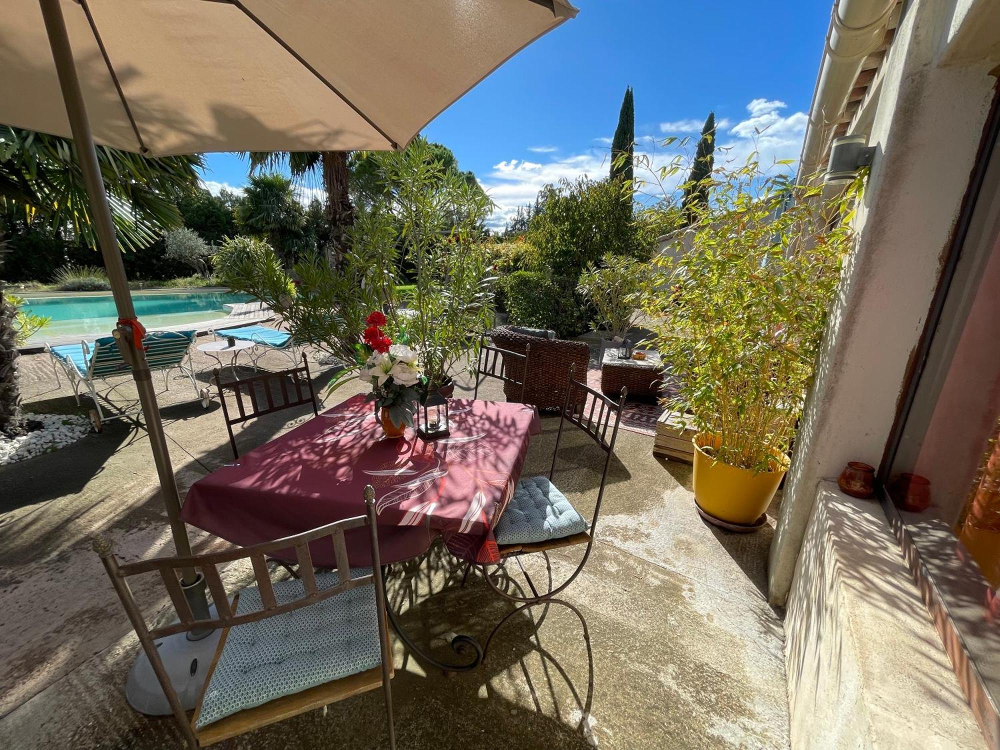 Mas De La Butte Blanche Bed & Breakfast Orgon Bagian luar foto
